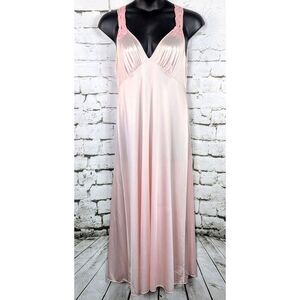 VINTAGE JOLIE TWO JCPENNEY Pink Nylon Shiny Satin Maxi Nightgown USA Large